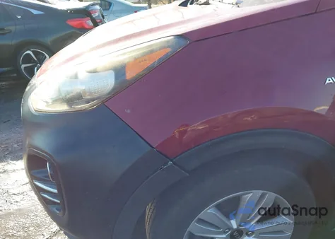 2019 Kia Sportage Lx z USA, uszkodzony, nr VIN KNDPMCAC8K7494132